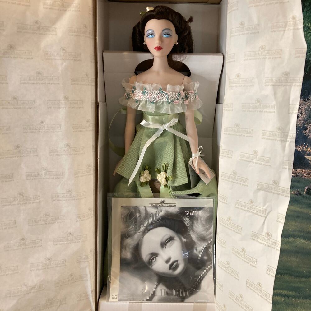 Vintage 90s Ashton-Drake 15.5" Gene Marshall SAVANNAH Doll #76064 (1999) NRFB